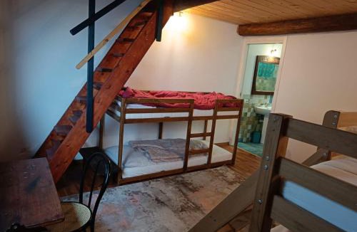 Piana Crixia Apartment | Casetta nella Città Invisibile