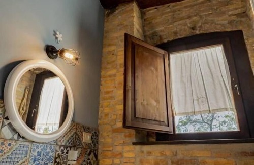 Mosciano Sant'Angelo Bed & Breakfast | Castello di Petecciano