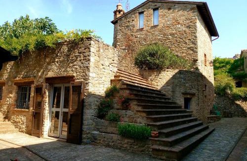 Monte Vibiano Vecchio Apartment | castello Montelagello