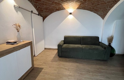 Novi Ligure Apartment | Cave Apartment