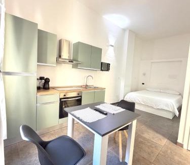 Riva Apartment | Cavour 16 Biella Studio Centro