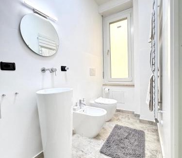 Riva Apartment | Cavour 16 Biella Studio Centro