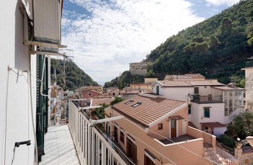 Cetara Apartment | Ce Tour - Nonni's Lemon House