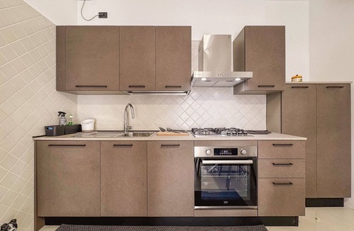 Ancona Apartment | Central Ancona: 6 guests stay