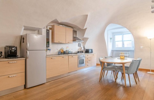 Roman Quarter Apartment | [Centrale, 2 camere] Casa Felicita
