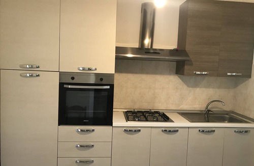 Marina Lido Apartment | Centre of Pisciotta - Apt - Sleeps 4 - Seaside