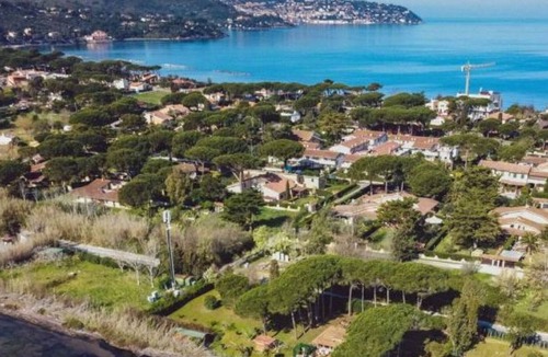 Santa Liberata Ski Chalet | Chalet 'Chalet Silvana' with Sea View and Private Garden