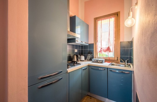 Trequanda Apartment | Chalet "Cigno" with Shared Pool & Wi-Fi