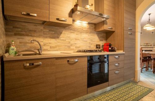 Rocca di Cambio Apartment | Chalet con vista e camino a 5minuti da Campo Felice, 2 camere