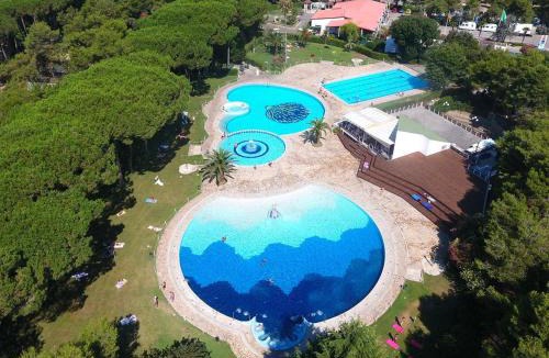 Baia Domizia Ski Chalet | Chalet w Terrace & Pool