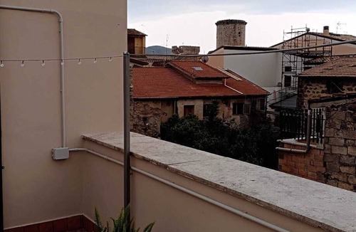 Fondi Apartment | Chanzerhouse