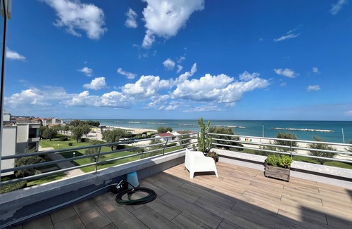 Fano Apartment | Charming 3-bedroom apartment in lovely Fano with WiFi
