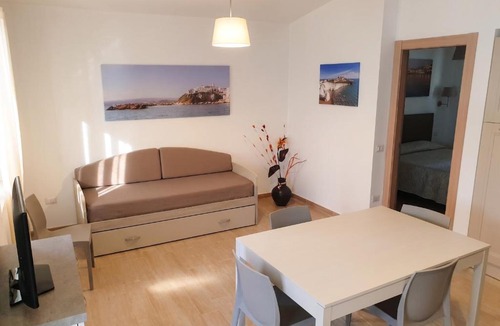 Chiesiola Apartment | Charming apartment in Vieste with shared pool - 35 m²