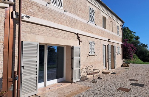 Morro d'Alba House | Charming country house with pool among the rolling hills of Morro d'Alba