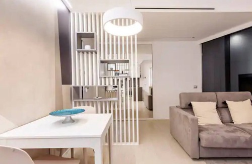 Vatican Apartment | Charming stay in Rome: Luxury apartment one step from St. Peter's Basilica
