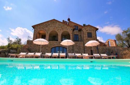 Castel del Piano House | Charming Tuscan Farmhouse