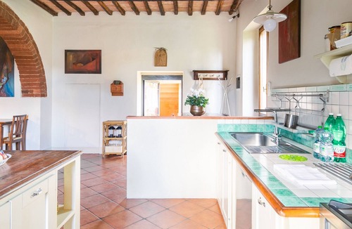 Simignano Villa | Charming Tuscan Villa with pool, hot tub, A/C,Siena 15 km
