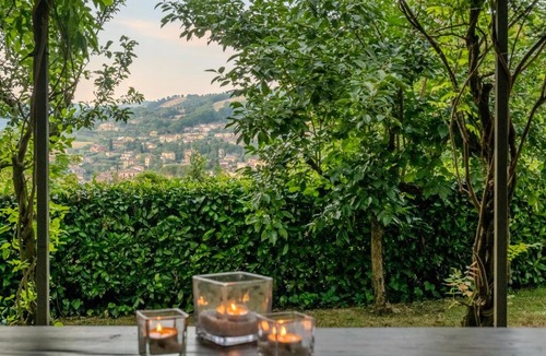 Valfabbrica Villa | Charming Villa near Assisi, Service & Experience