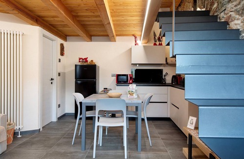 Torgnon House | Chez Margot et Sophie – Charm, Stonework and Alpine Views