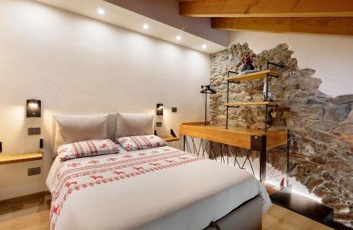 Champagnod House | Chez Margot Et Sophie