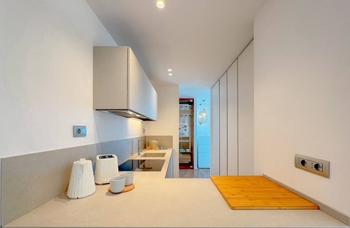 Civitanova Marche Apartment | Chic & Spacious Apartment Facing the Sea