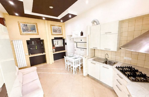 Loreto Apartment | Chloe's apartment 1 min walk from MM1 Pasteur/NoLo