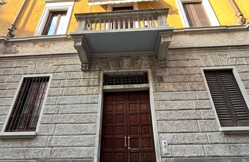 Loreto Apartment | Chloe's apartment 1 min walk from MM1 Pasteur/NoLo