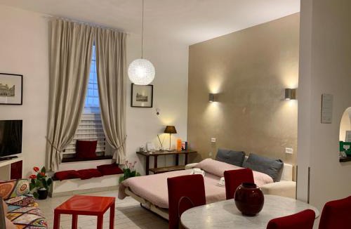 Rione XIV Borgo Apartment | Chroma Apt Farinone 28