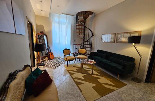 Bari City Centre Apartment | CiaoBari Apartment - Elegant 4 Bedrooms in the heart of Old Town