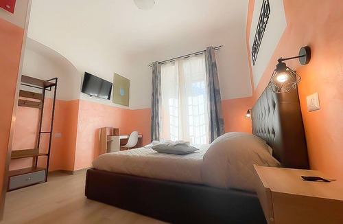 Nomentano Apartment | Cinemovie Guesthouse