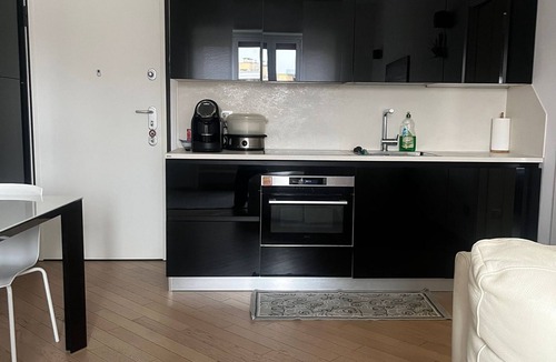 Loreto Apartment | City CENTER apartment! SUBWAY UNDER THE HOUSE!