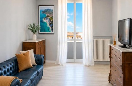 Ancona Apartment | City Centre Ancona - 7 Person Apartment with WiFi and AC near the Beach