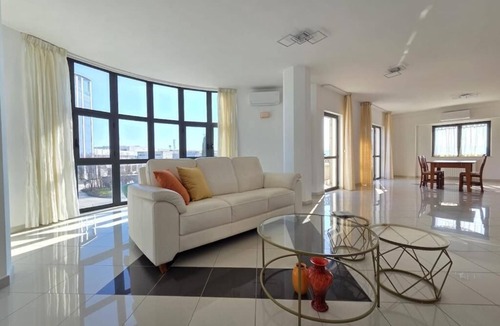 Ripalimosani Apartment | City Hub Urban Flat - Campobasso Apartment - Free Parking