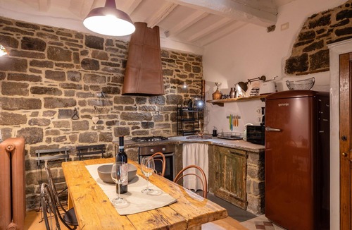 Cortona Old Town Apartment | City/Village Apartment in Cortona with 2 bedrooms sleeps 4