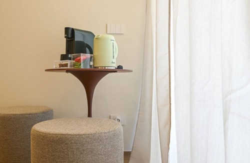 Municipio 3 Apartment | COBALTO Room- Aurisea Luxury Stays