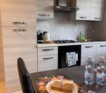 Serravalle Scrivia Apartment | "Coccole nel borgo" 2min to outlet apartment with terrace