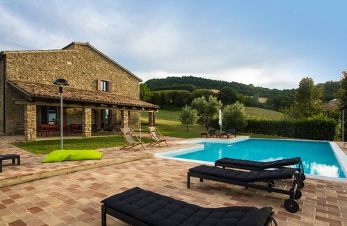 Pergola Villa | Col di Luce 8 by Marche Holiday Villas