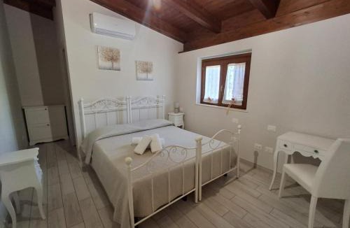 Castelnuovo Cilento House | Colle Del Mirto