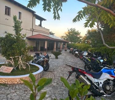 Pomarico House | Colledisisto Guest House & Restaurant