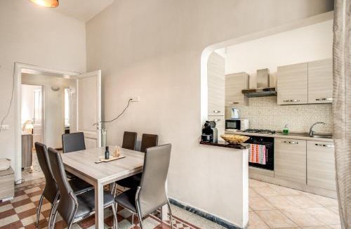 Rione XVIII Castro Pretorio Apartment | Colonna Suite - Rome Termini Station Big Apartment