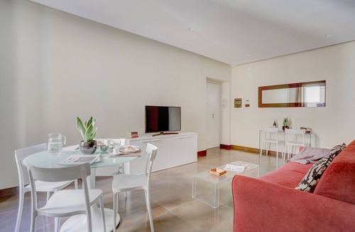 Monti Apartment | Colosseo Gardens - C7