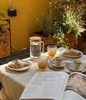 Monti Apartment | Colosseum 1 Min Design Apt with Private Courtyard