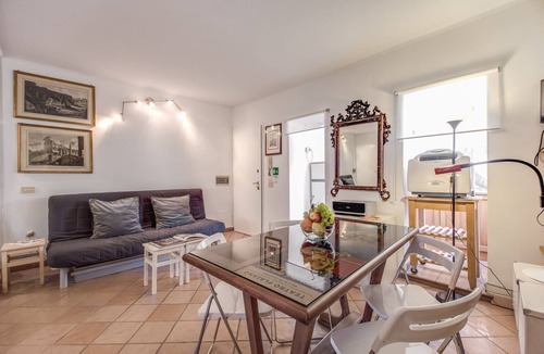 Monti Apartment | COLOSSEUM a stone's throw from