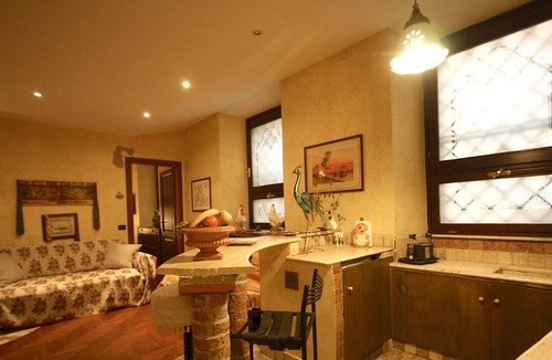 Monti Apartment | Colosseum Charming Apartment