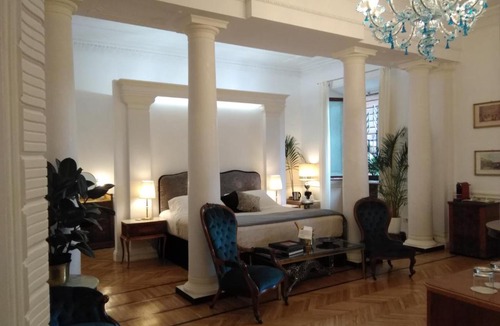 Monti House | Colosseum Palace Star