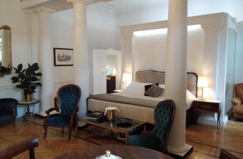 Monti House | Colosseum Palace Star