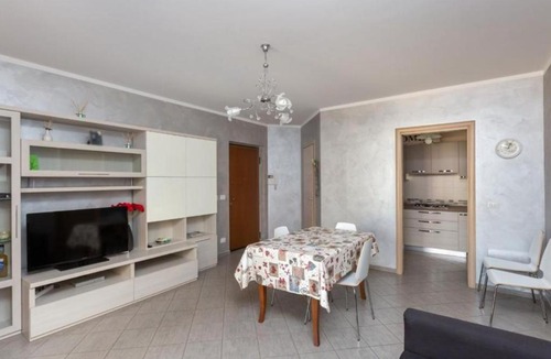 Parella Apartment | Comfy cozy apartment close to Metro