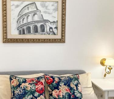 Universita Apartment | Contessa Elegance Inn