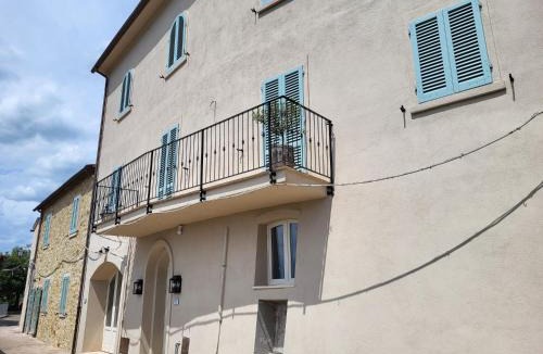 Montemassi Apartment | Conti di San Bonifacio - Tuscan Townhouse