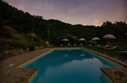 Assisi Apartment | Converted farmhouse apartment, Swimming Pool, free WIFI (Masolino)